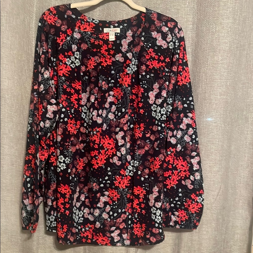 D&Co Floral Blouse - Black and Red